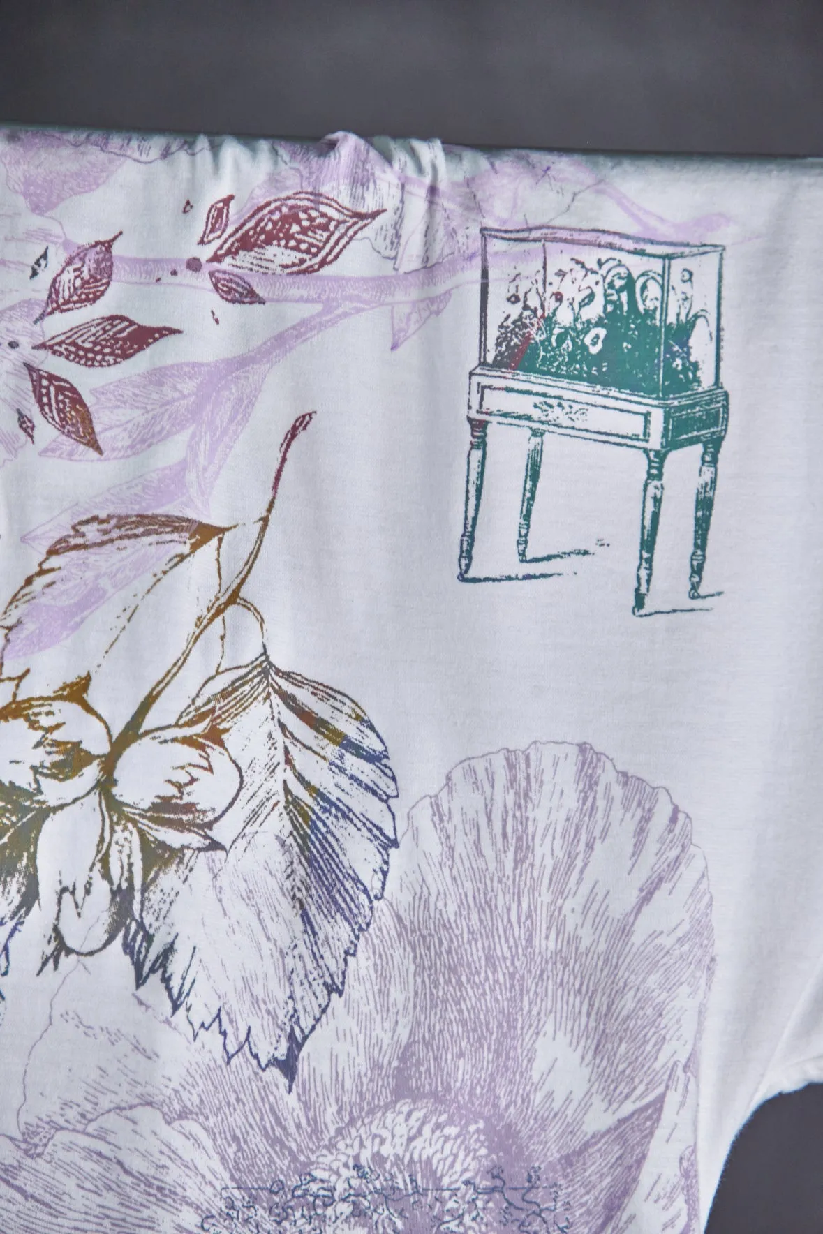 1255 Art Tee White Seed Packet