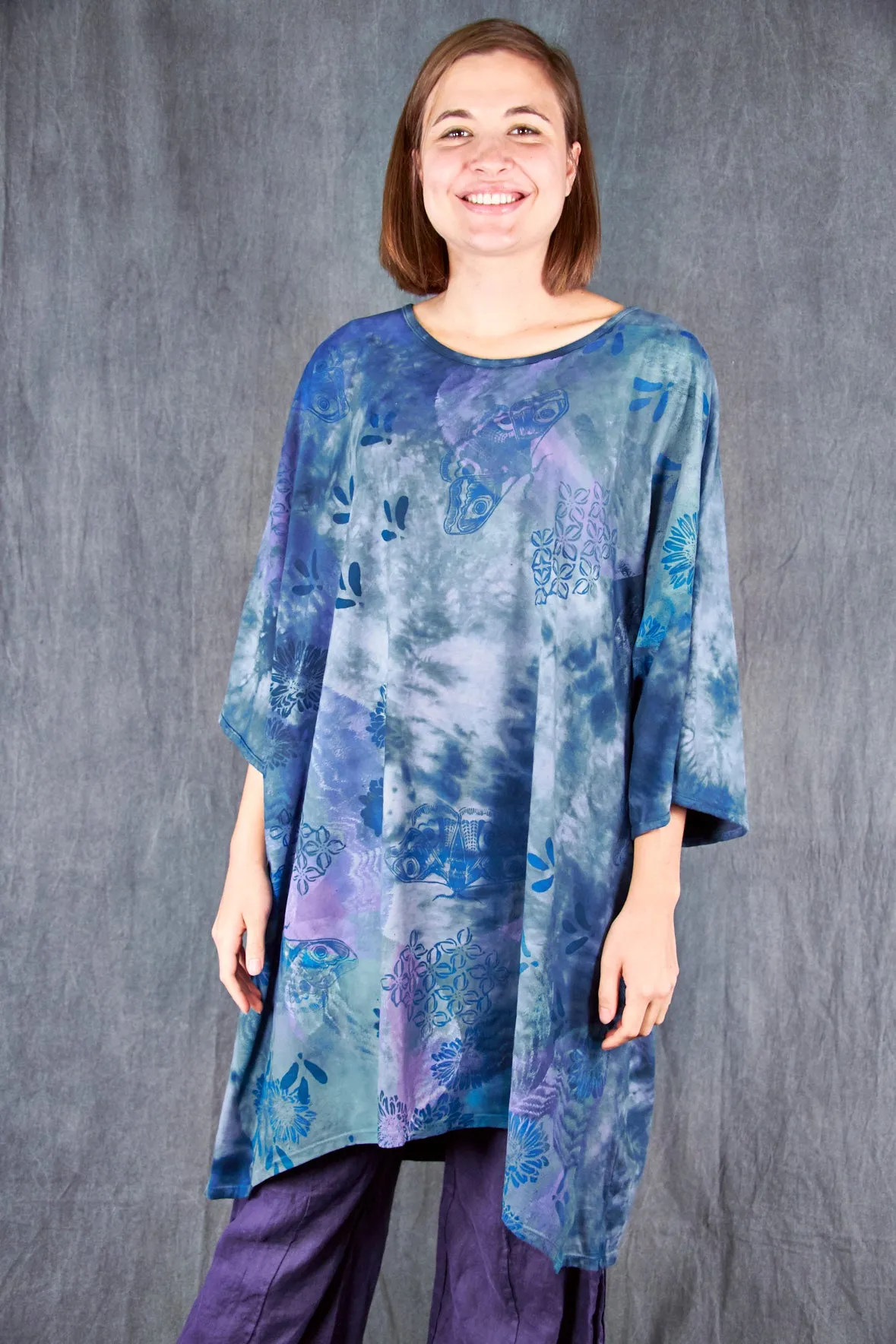 1255HD Art Tee Blue Butterflies and Flowers