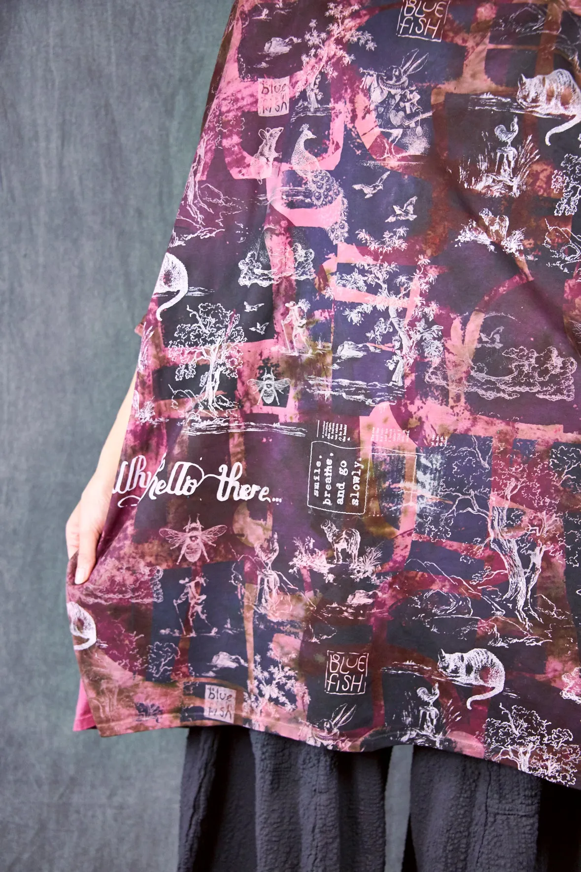 1255HD Art Tee Cafe Pink Story Book