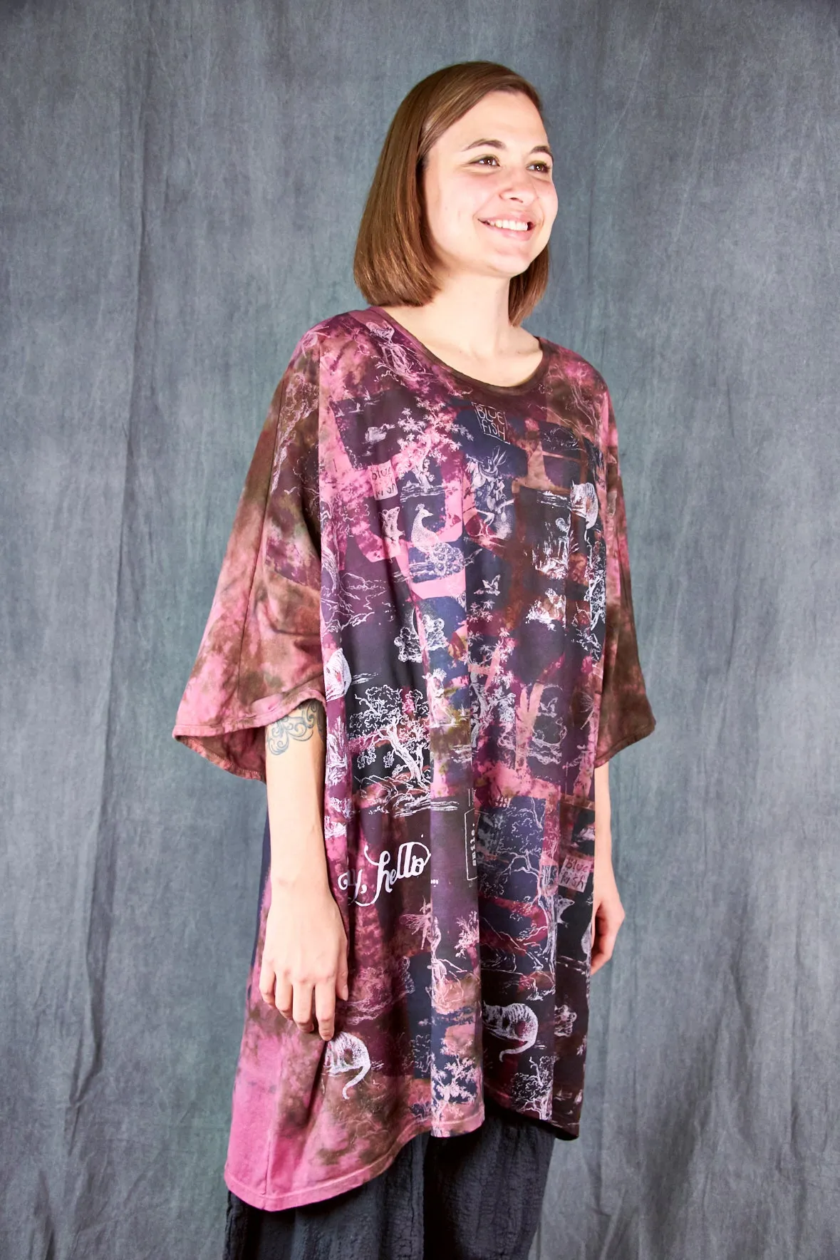 1255HD Art Tee Cafe Pink Story Book