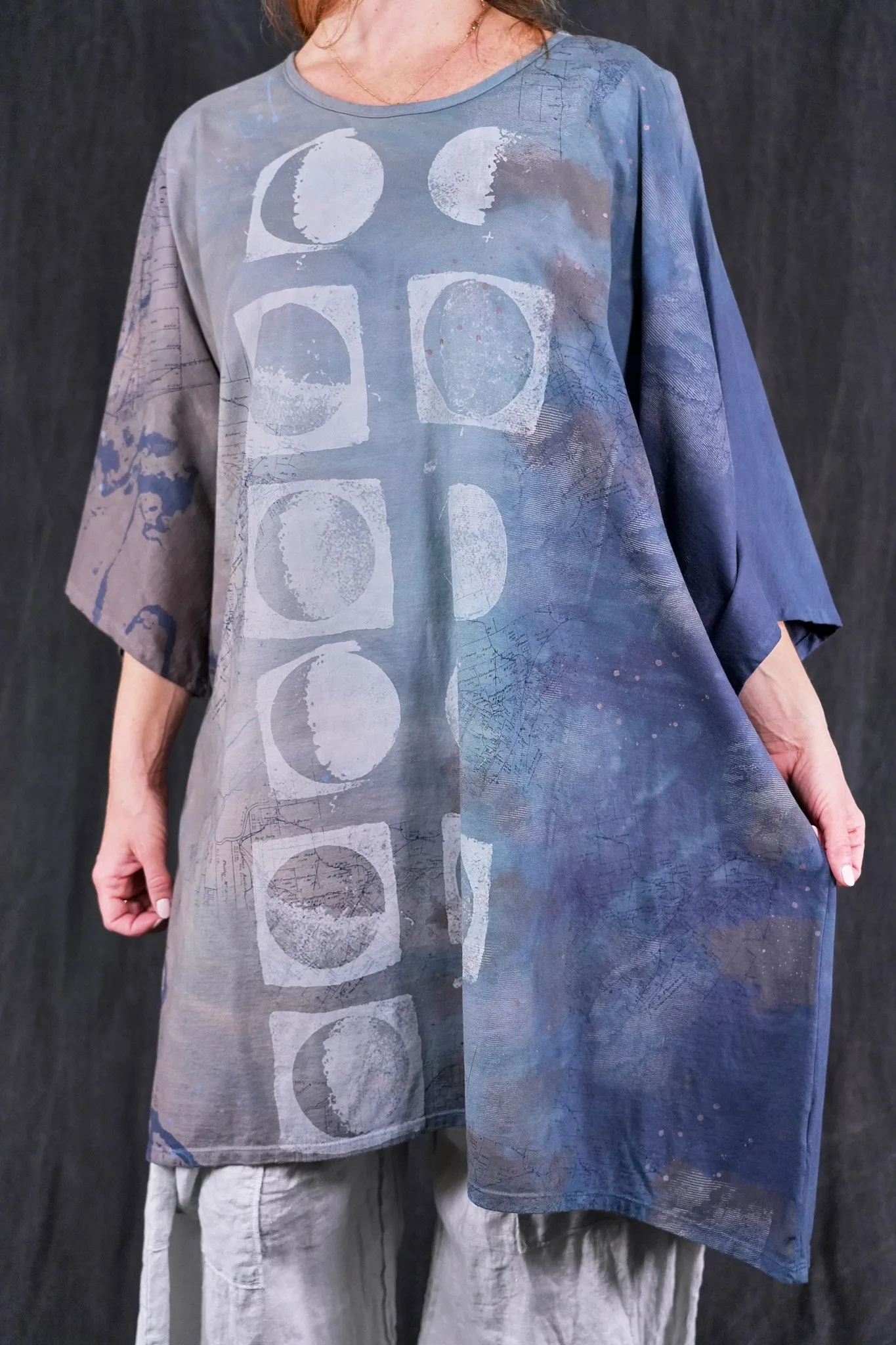 1255HD Art Tee Metal Blue Moon Phases