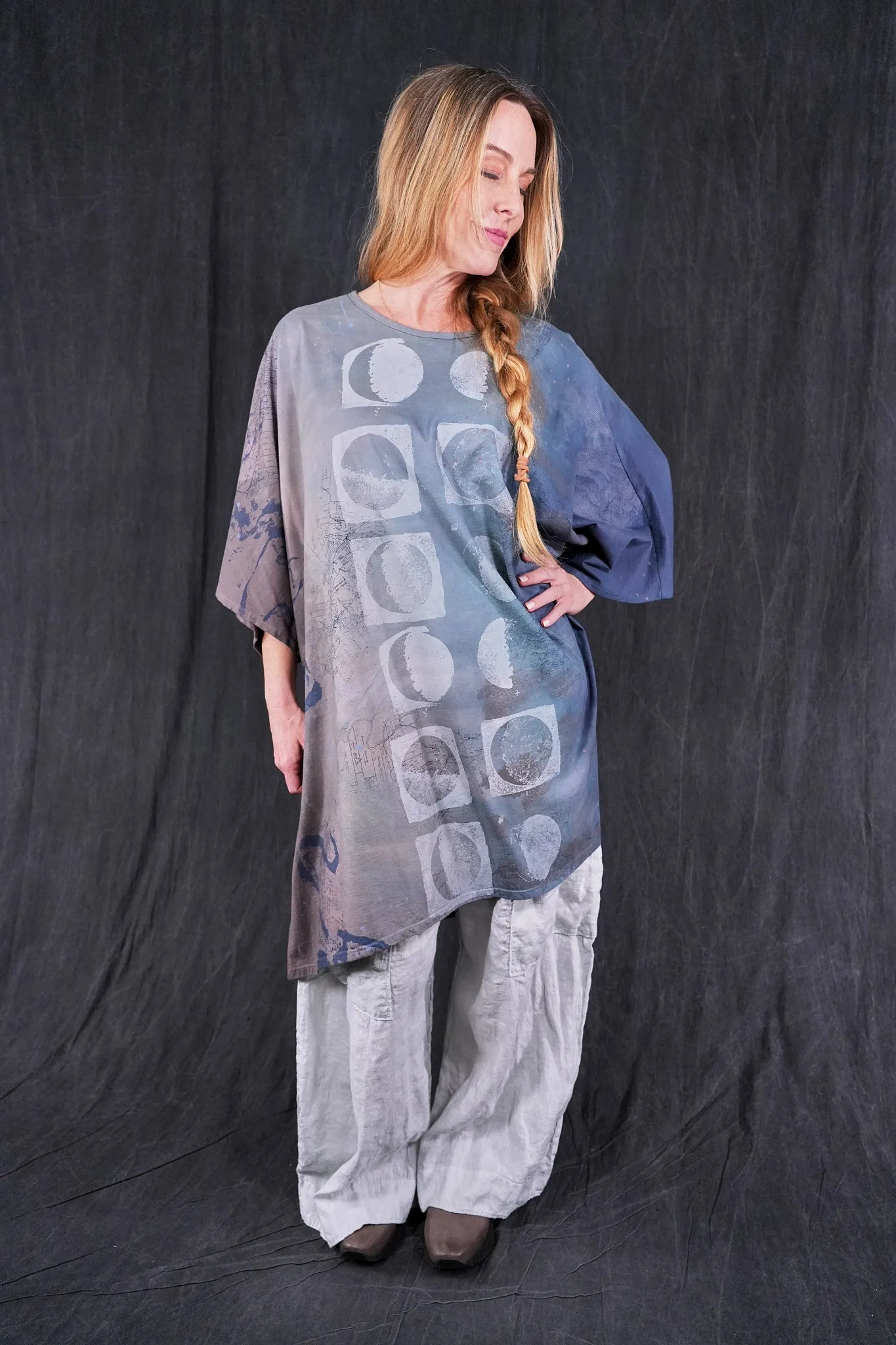1255HD Art Tee Metal Blue Moon Phases
