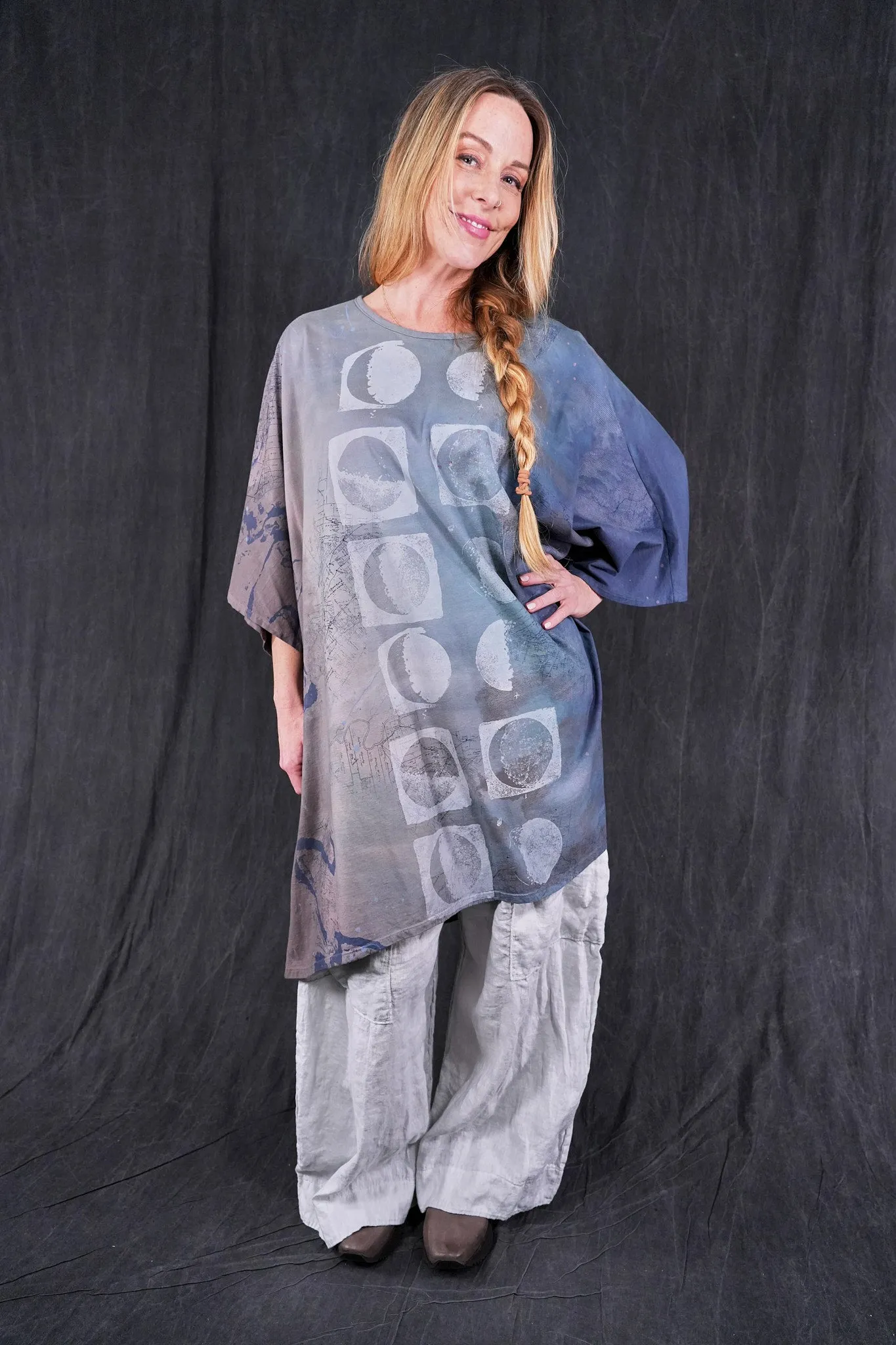 1255HD Art Tee Metal Blue Moon Phases