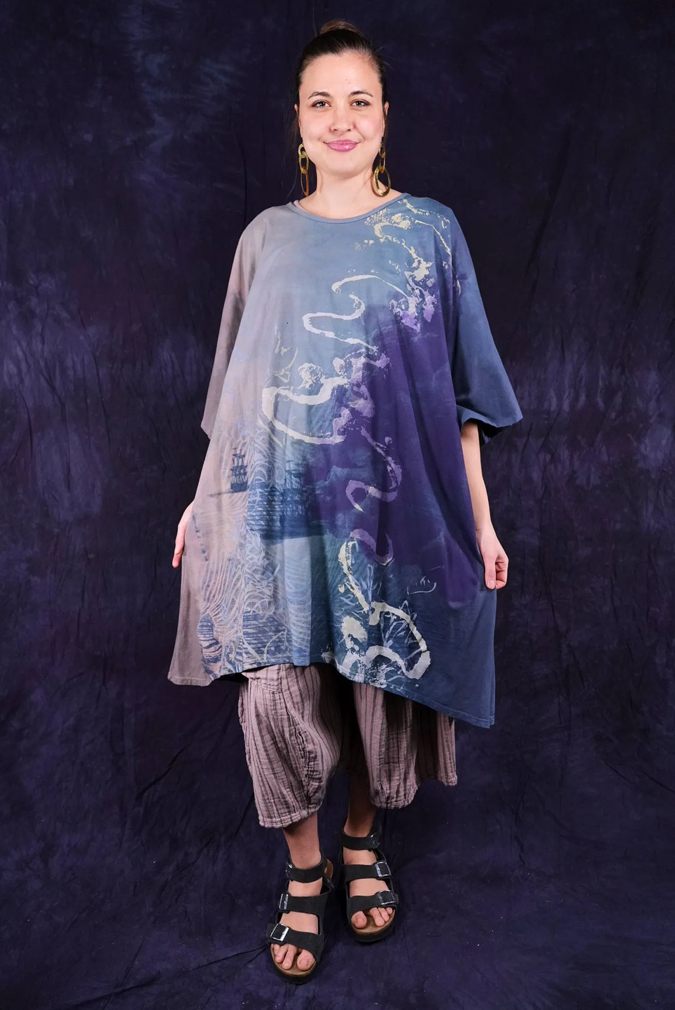 1255HD Art Tee Metal Blue Sea Cloud Ghost Ship