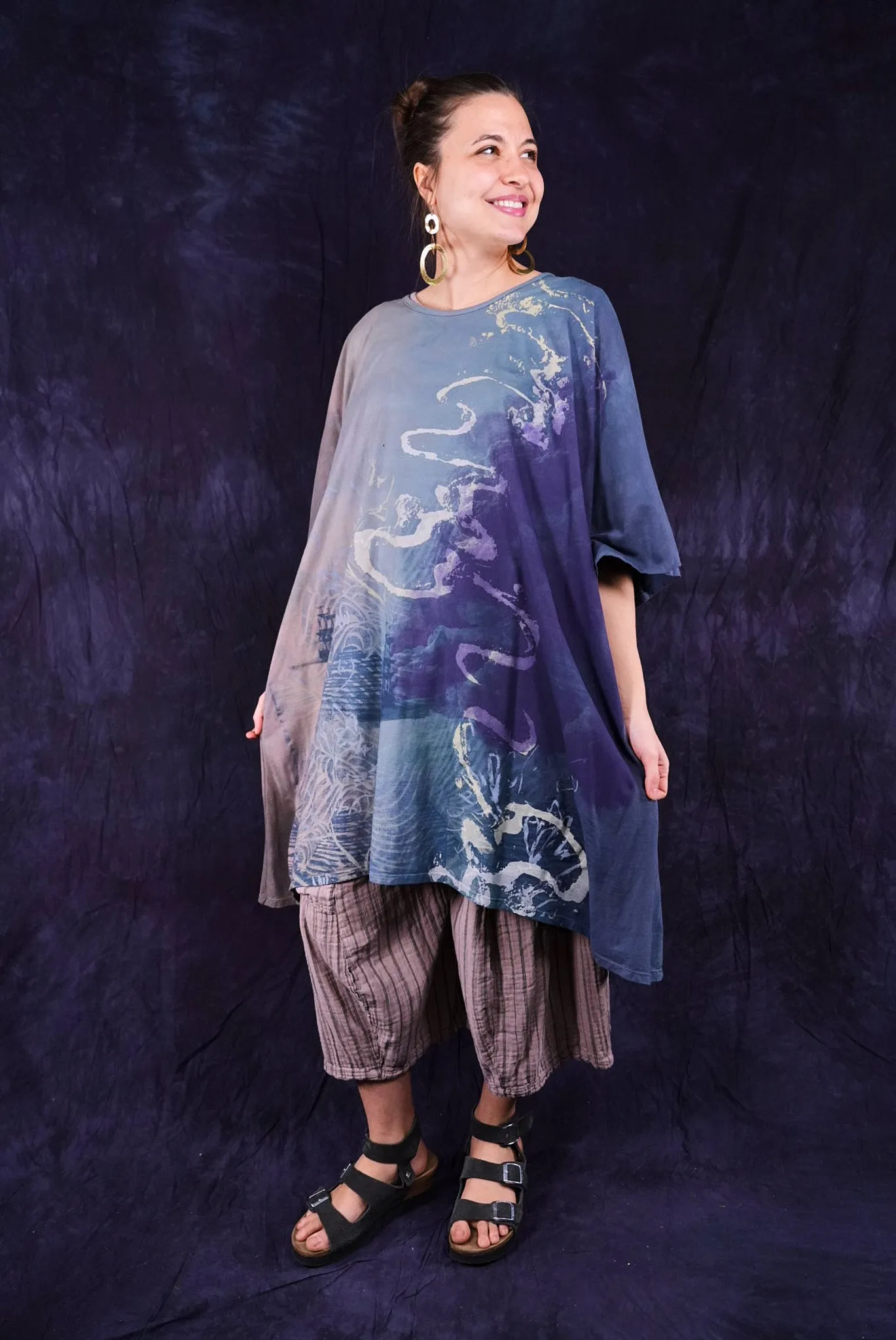 1255HD Art Tee Metal Blue Sea Cloud Ghost Ship