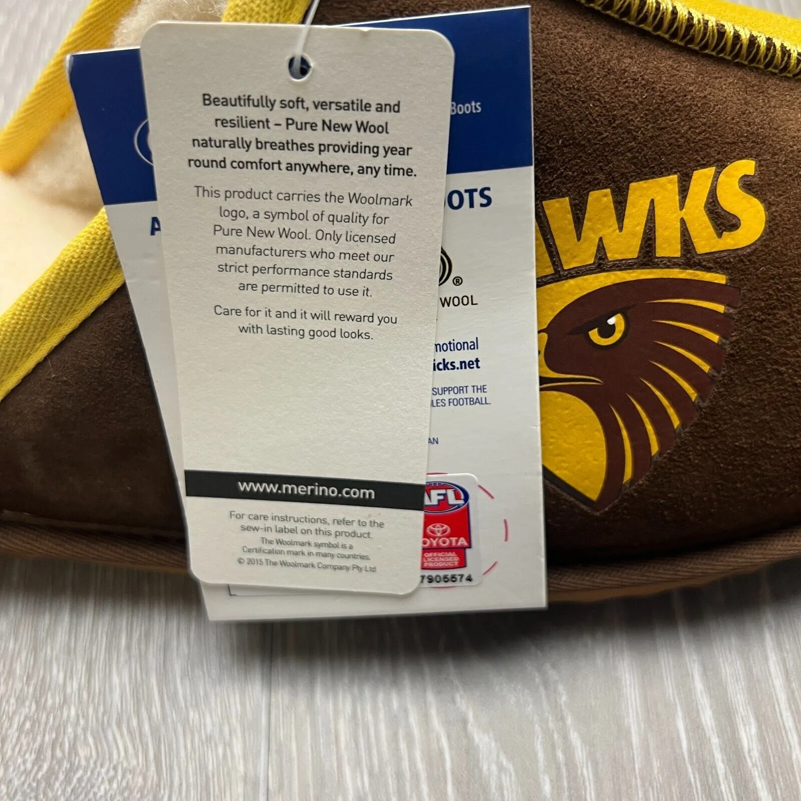 AFL Team Kicks Hawthorn Hawks Merino Wool Slippers Size US W 15 / M 14