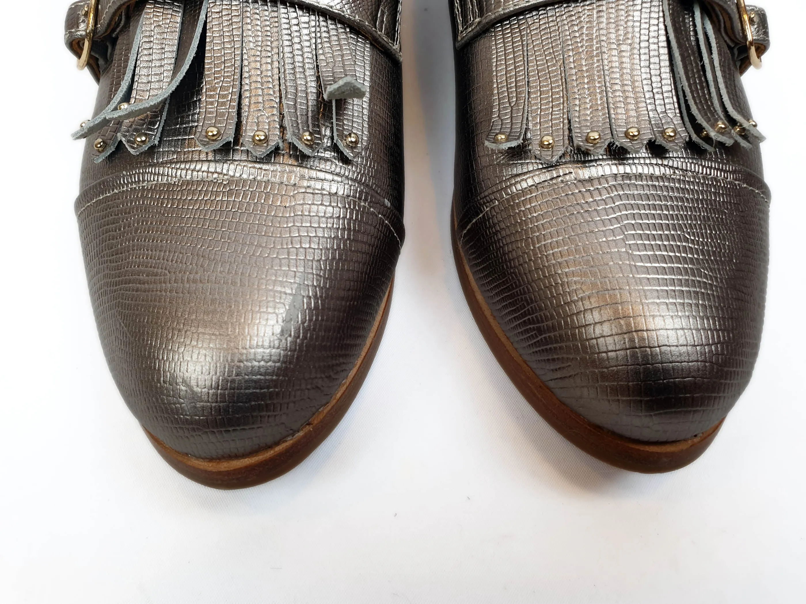 Bared pewter gold textured leather shoes with straps and tassle size 36