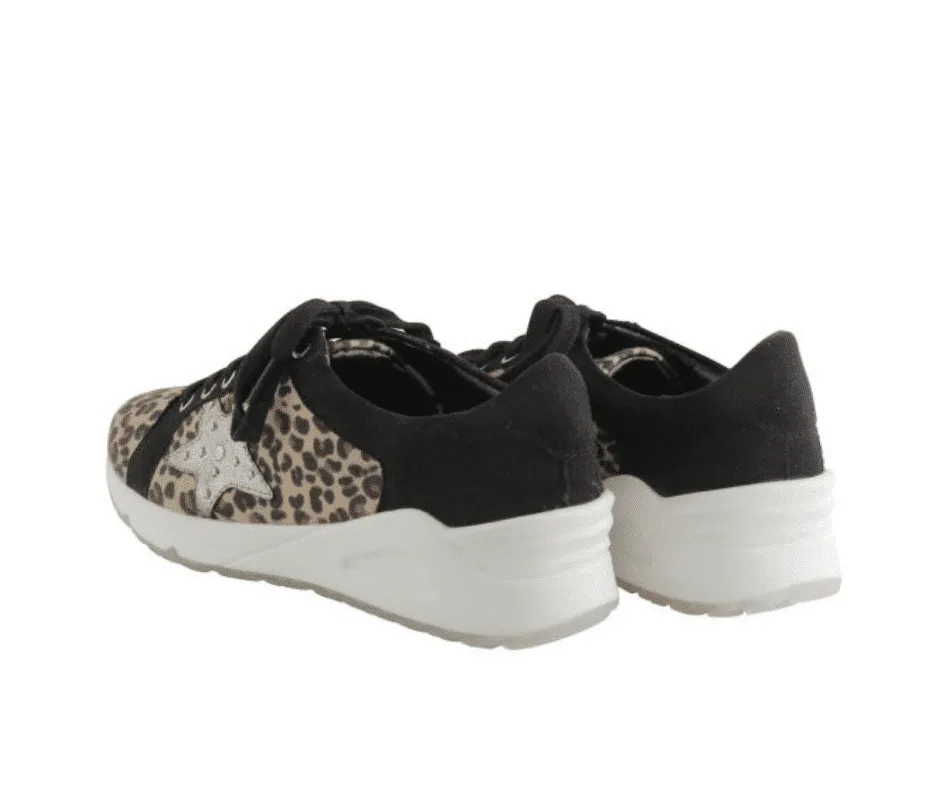 CLEARANCE- Titbit Sneakers (Leopard Print Canvas)