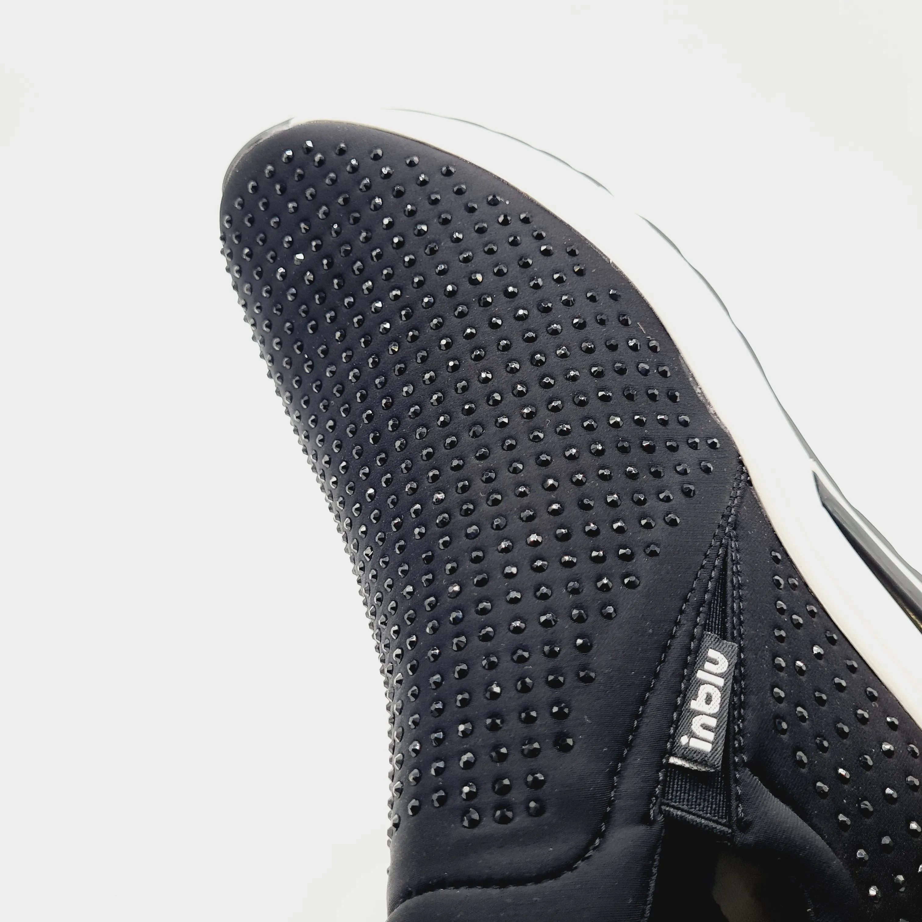 Comfort Sneakers - IN262