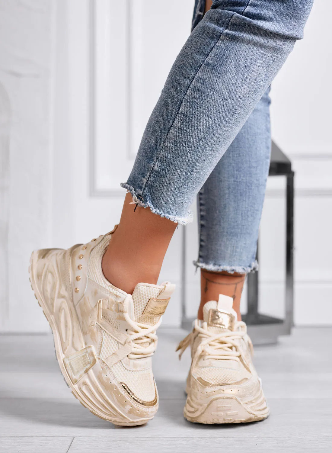 ELLIOT - Sneakers Chunky beige con Dettagli Oro