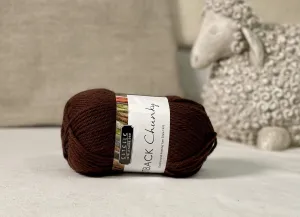 Estelle Outback Chunky Yarn - 06 Chocolate