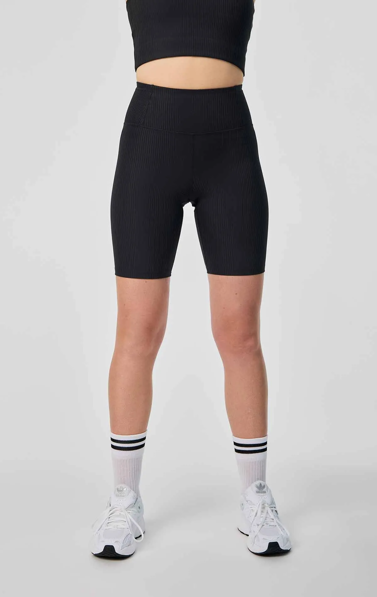 GIRLFRIEND COLLECTIVE Rib Bike Shorts black