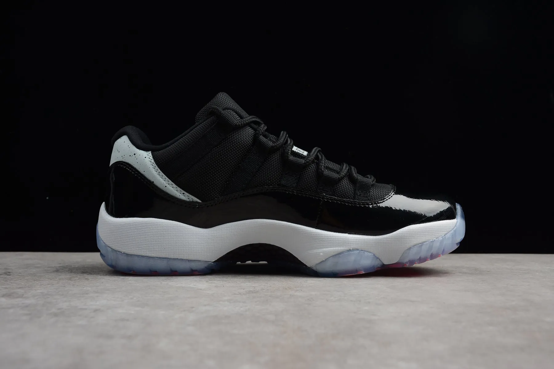High Quality Air Jordan 11 Retro Low 'Infrared 23'