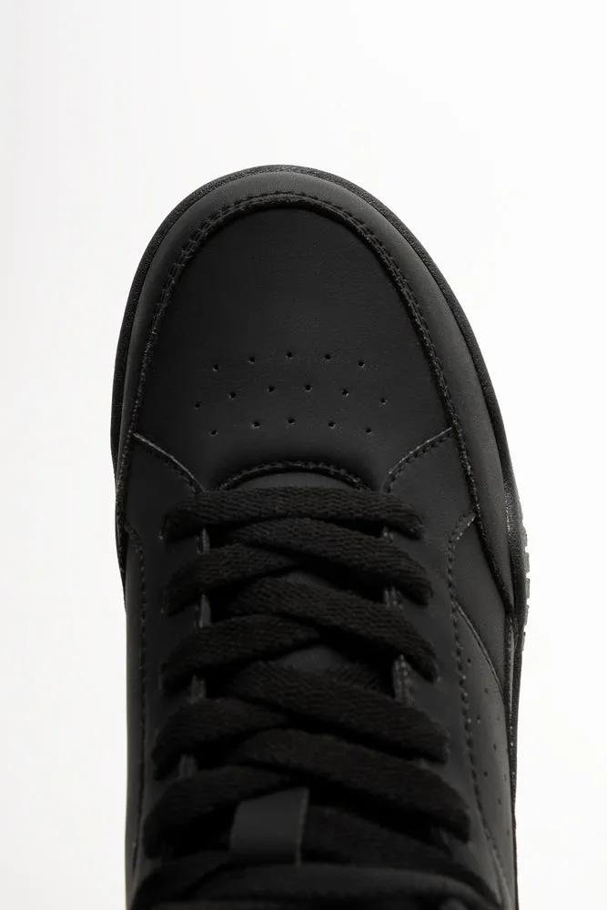Hightop Sneakers Black
