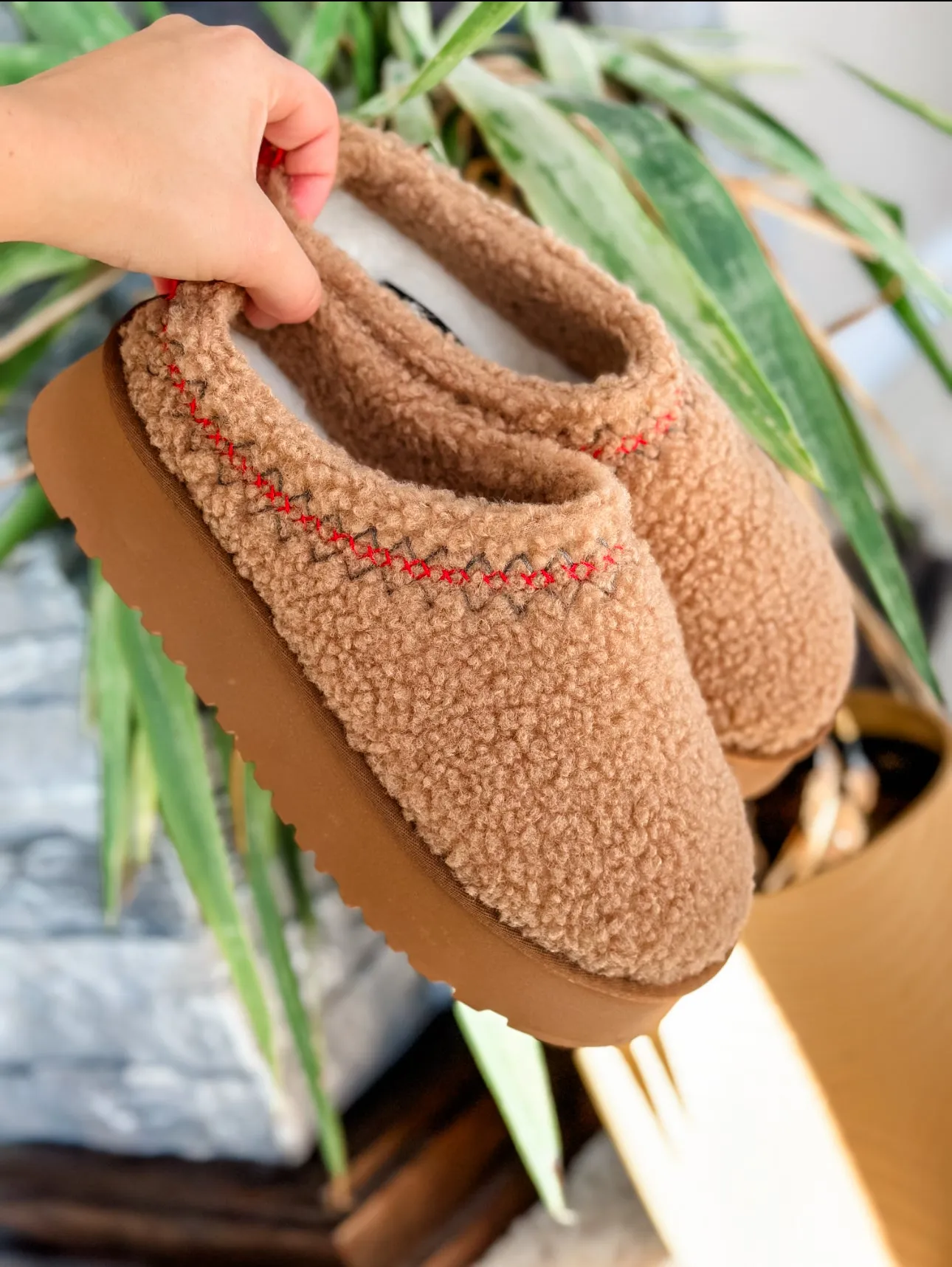 Isaac Fuzzy Slipper