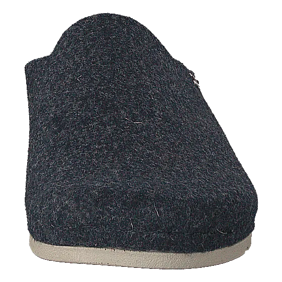 Isak Navy