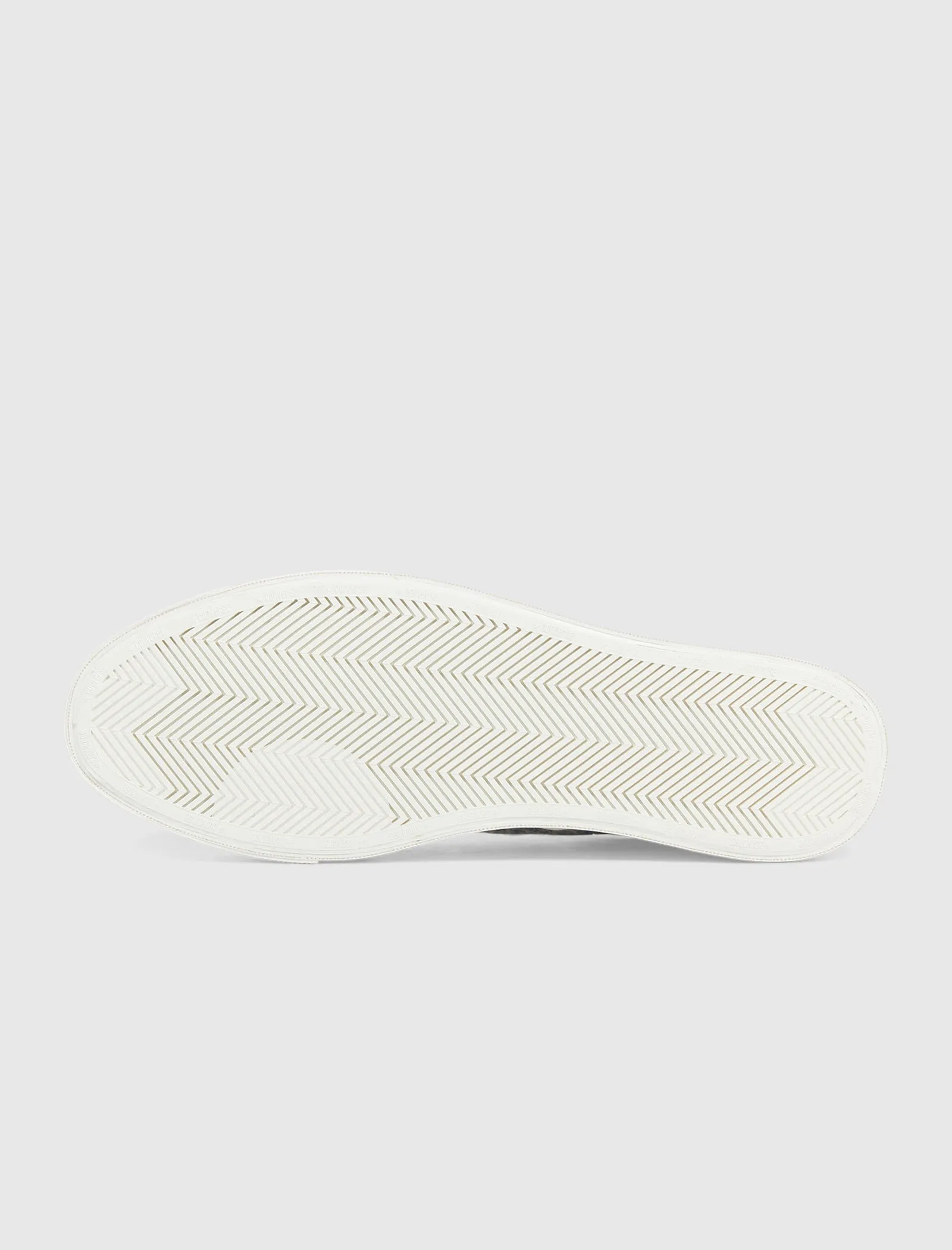 JOHN ELLIOT SKIDGRIP