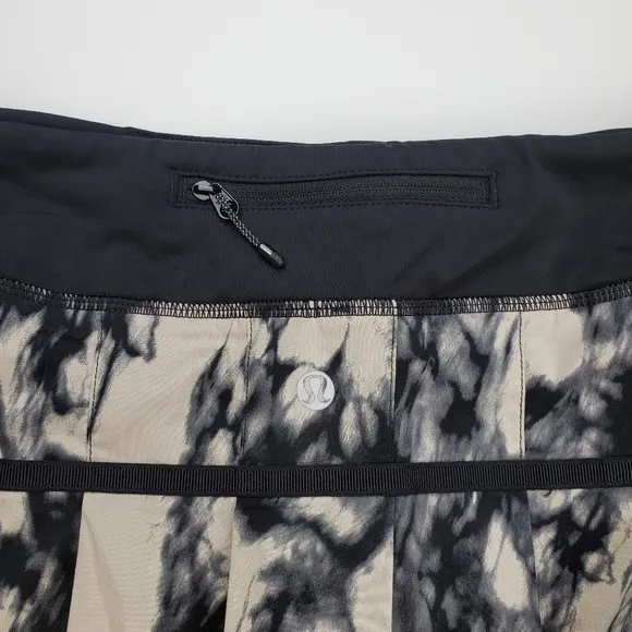 LULULEMON Run: Pace Setter Skirt Granite black size 10