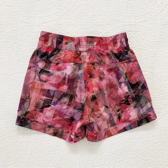 Lululemon Spring Break Away Shorts, Sun Dazed Multi Pink