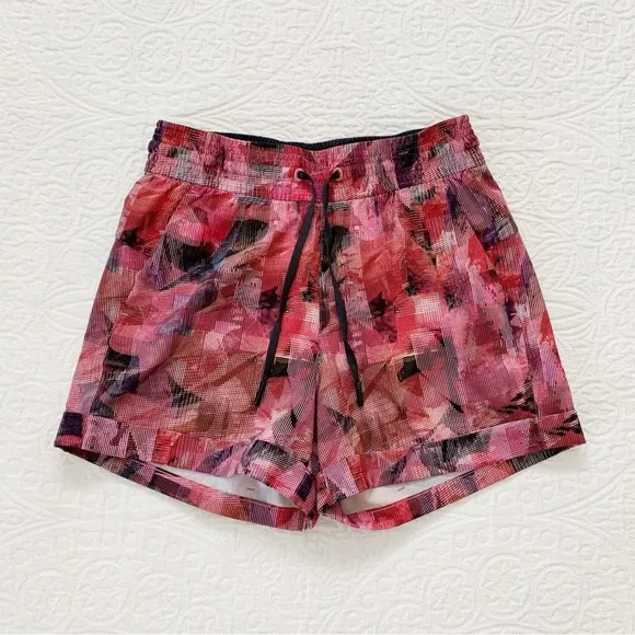 Lululemon Spring Break Away Shorts, Sun Dazed Multi Pink