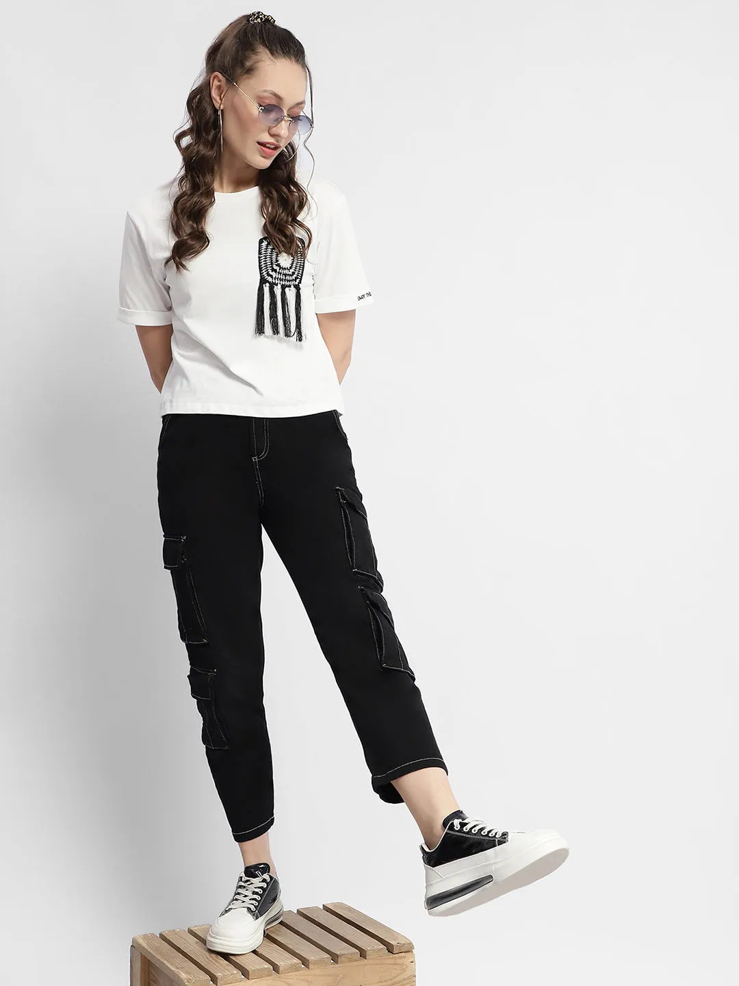 Madame Mid Rise Tapered Fit Black Cargo