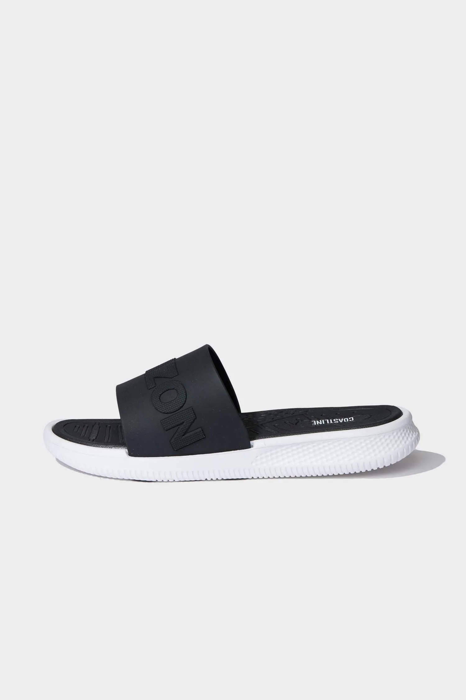 Man Flat Base Single Band Faux Leather Slippers