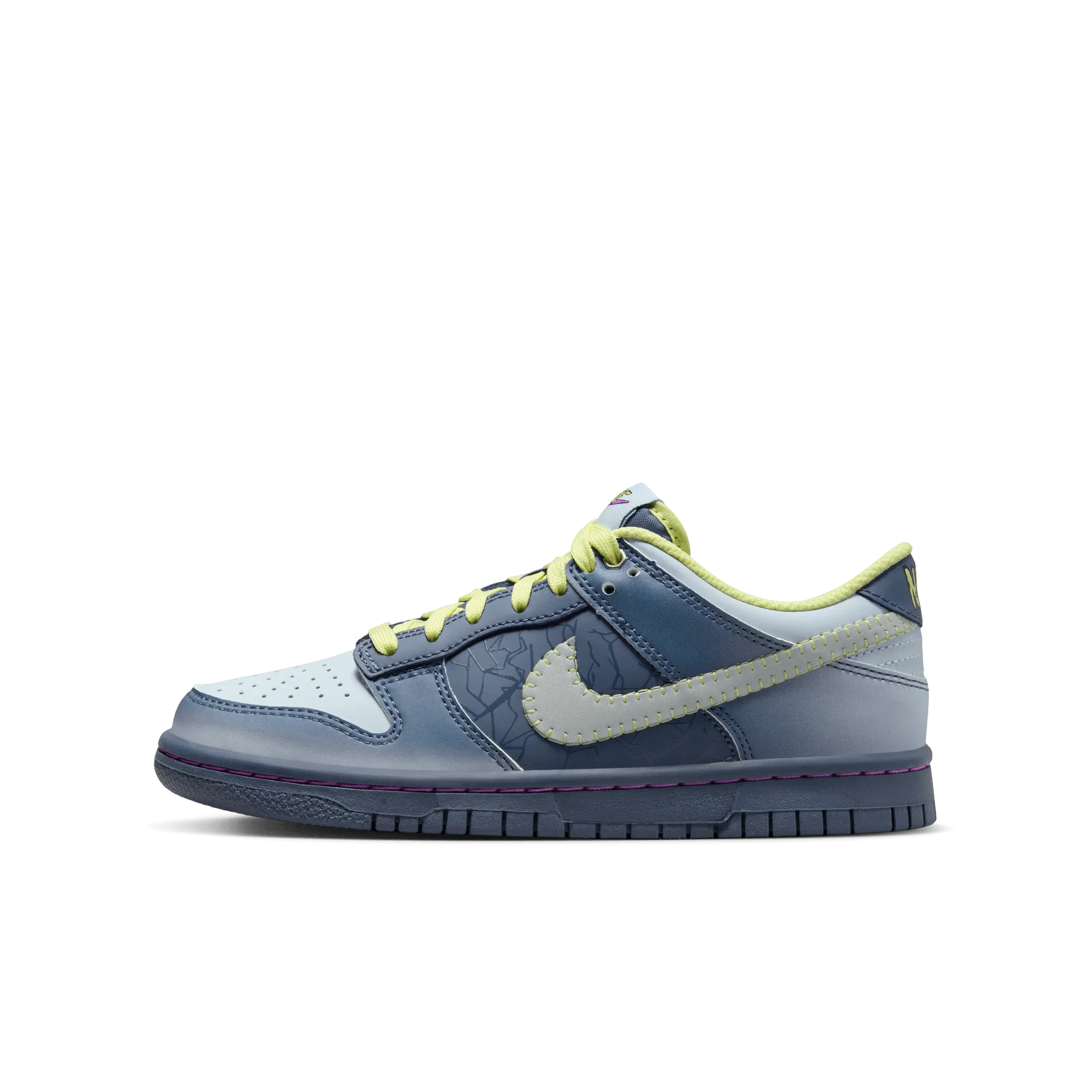 NIKE DUNK LOW BG