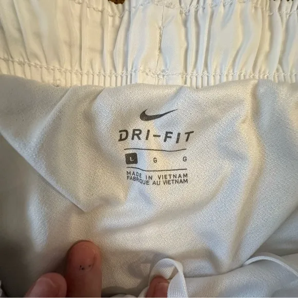 NWOT- Womens Nike Running Shorts