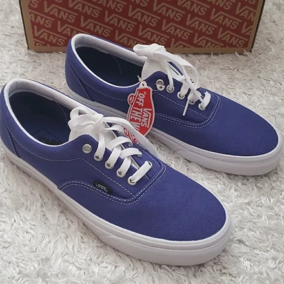 NWT Men's Vans Sneakers
