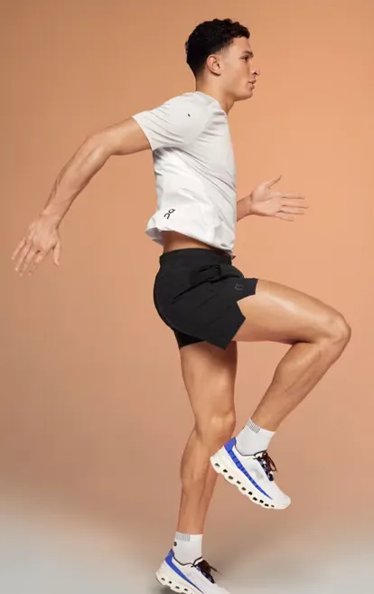 ON RUNNING ESSENTIAL 5" SHORTS MEN