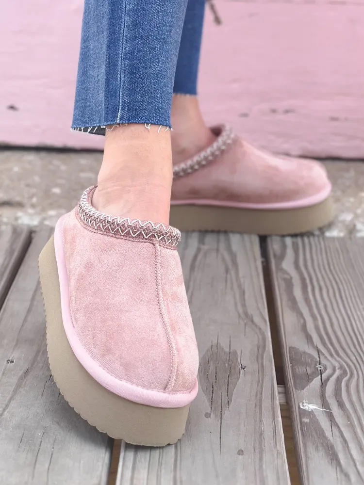 Pillow Talk Slippers - Blush Suede