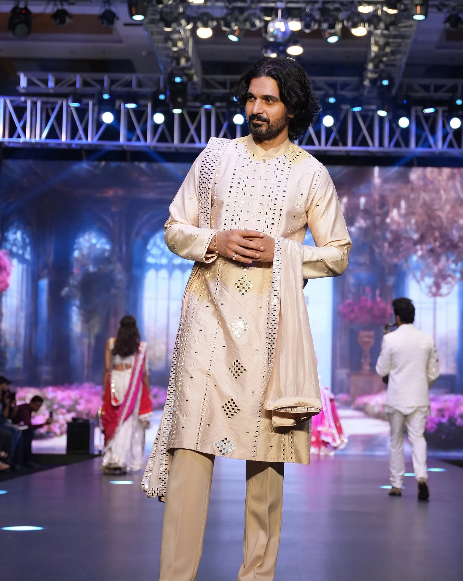 Pink embellished Mirror kurta