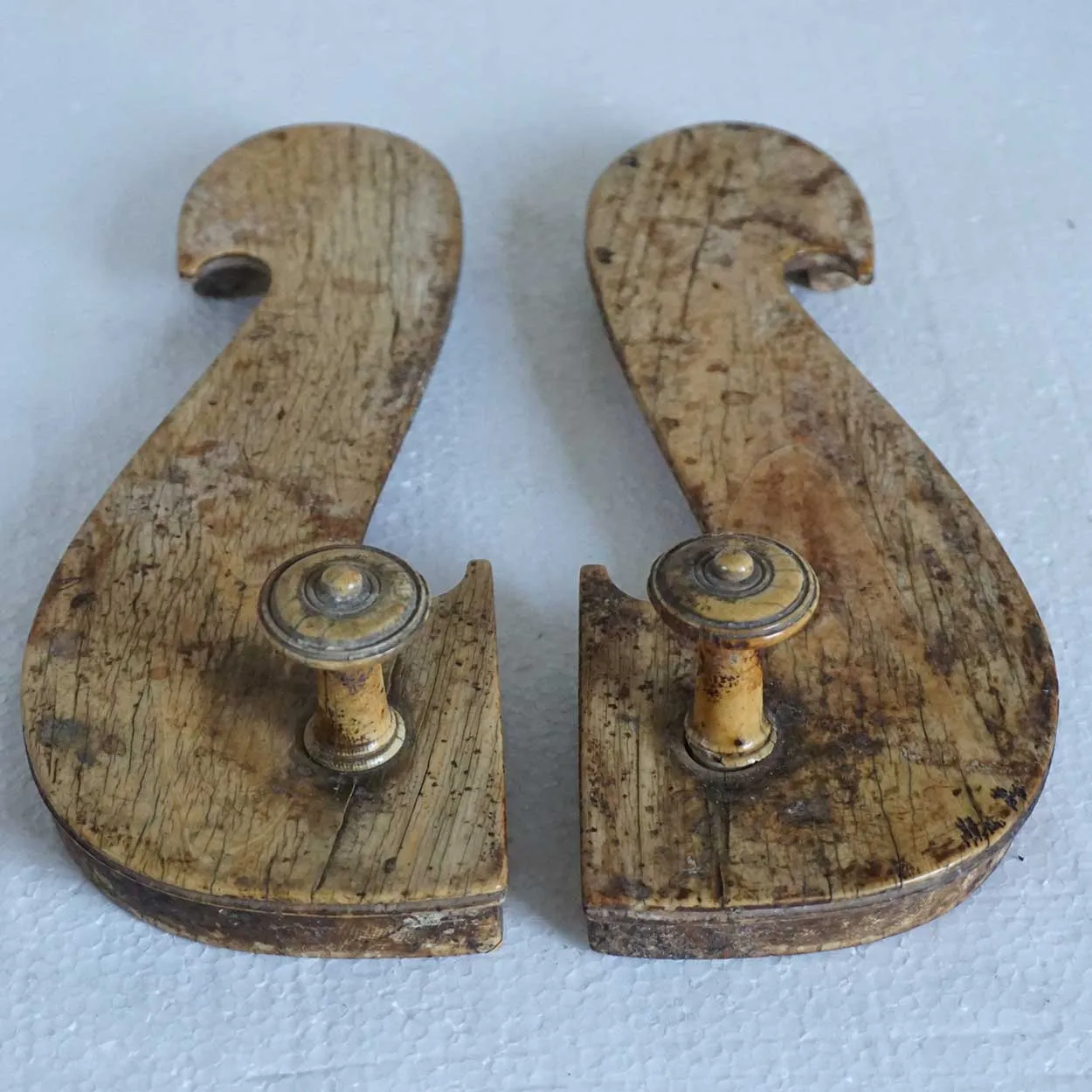 Rare Pair of Indian Mughal Murshidabad Ivory Paduka Slippers