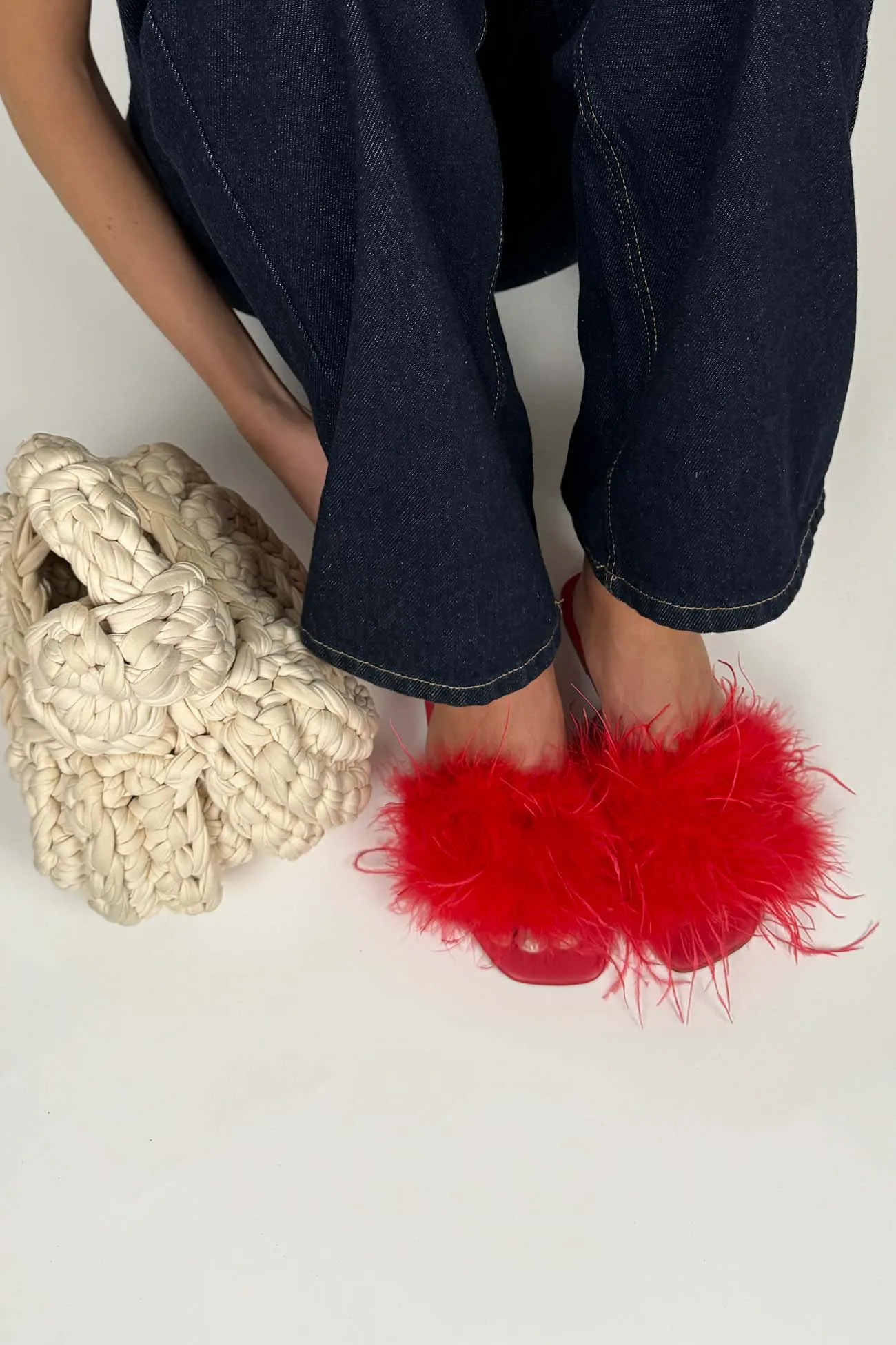 Sandal Louise 084 | Rött Skinn & Fjädrar