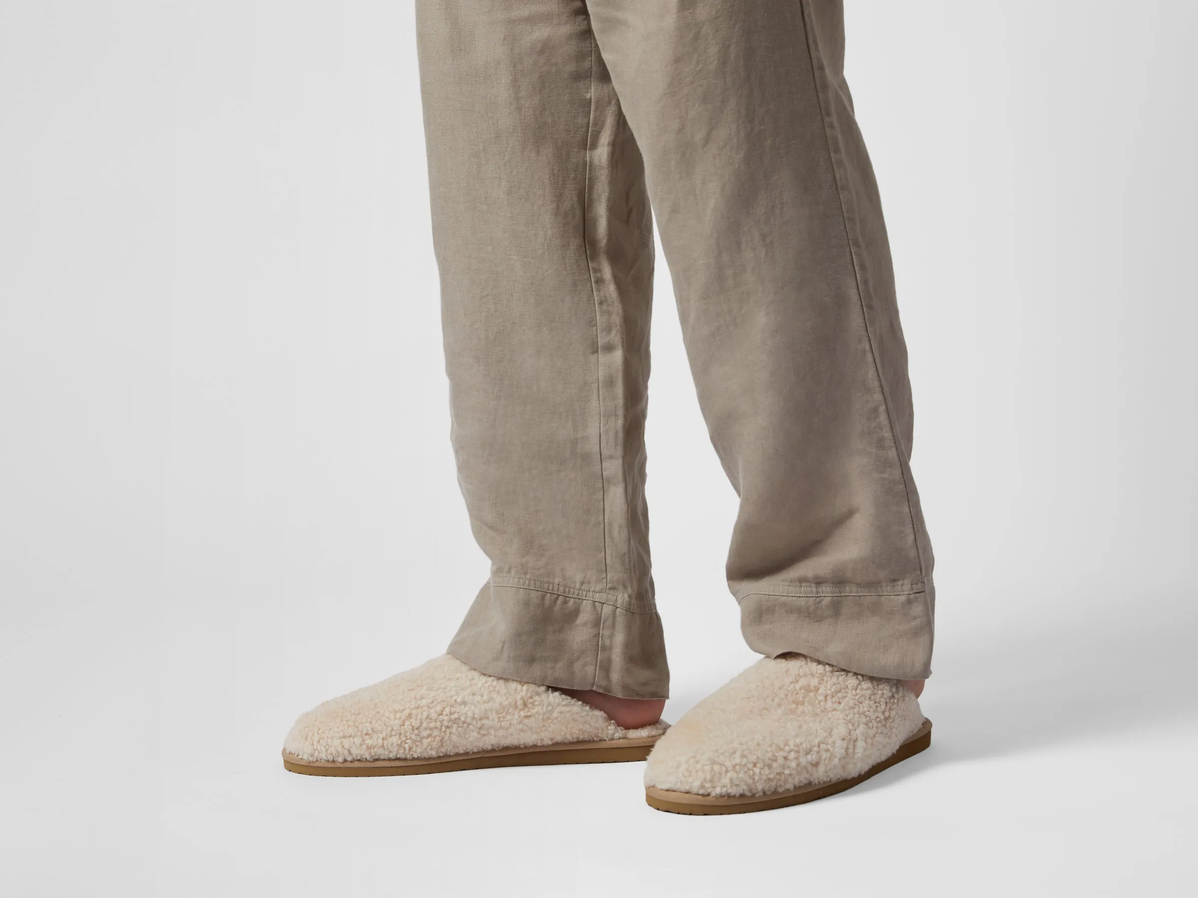 Shearling Wool Lounge Slippers (Natural)