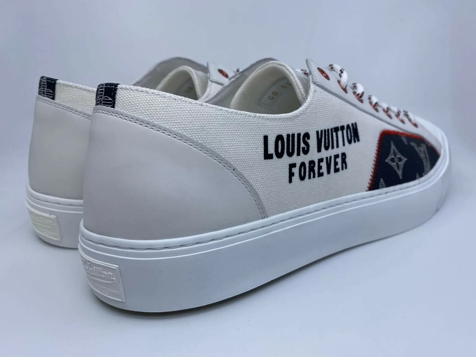 Tattoo Sneaker LV Forever