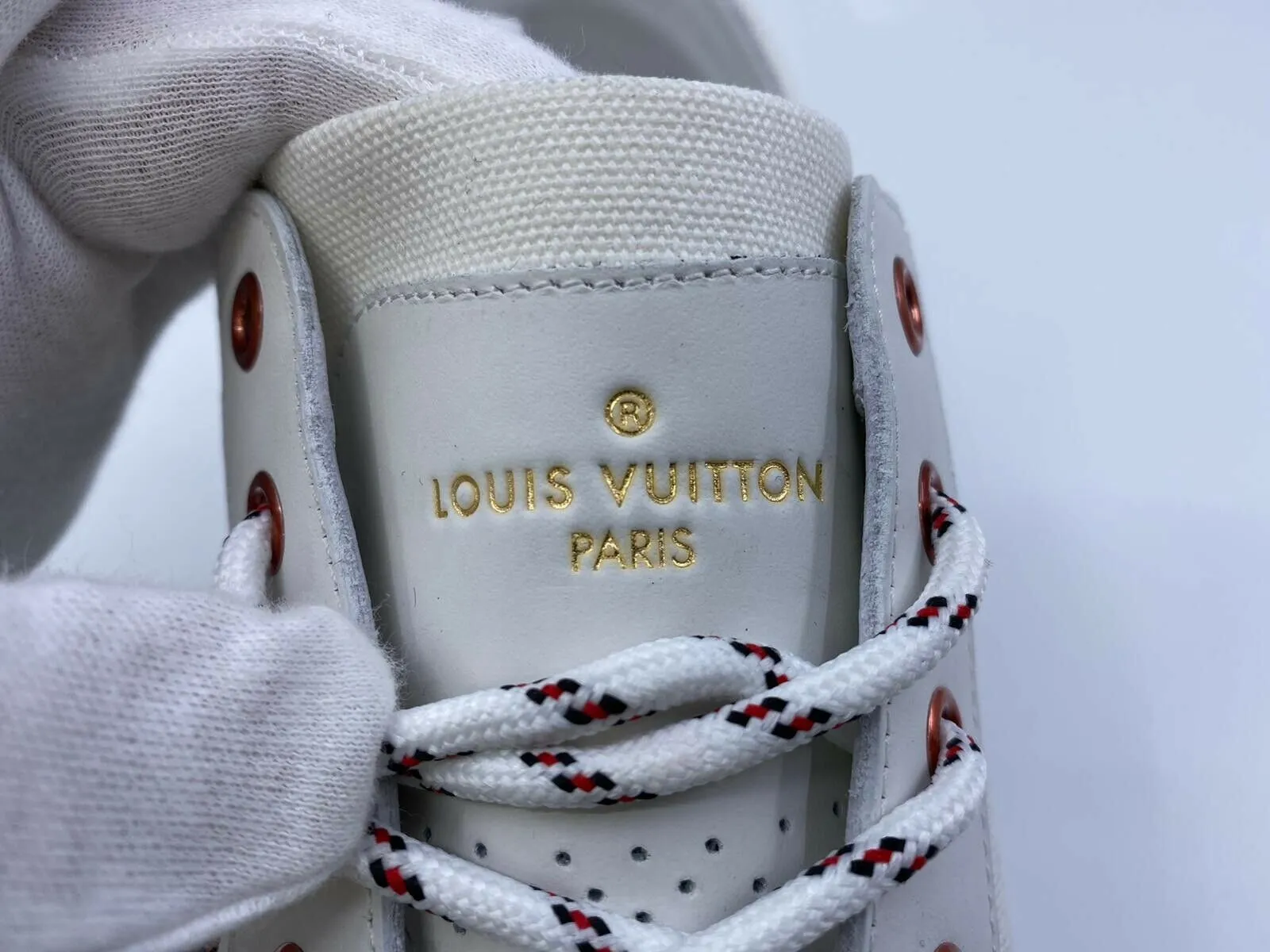 Tattoo Sneaker LV Forever