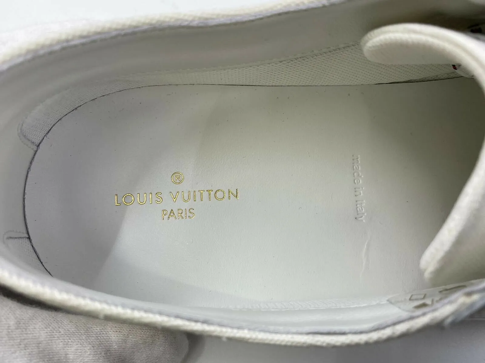 Tattoo Sneaker LV Forever
