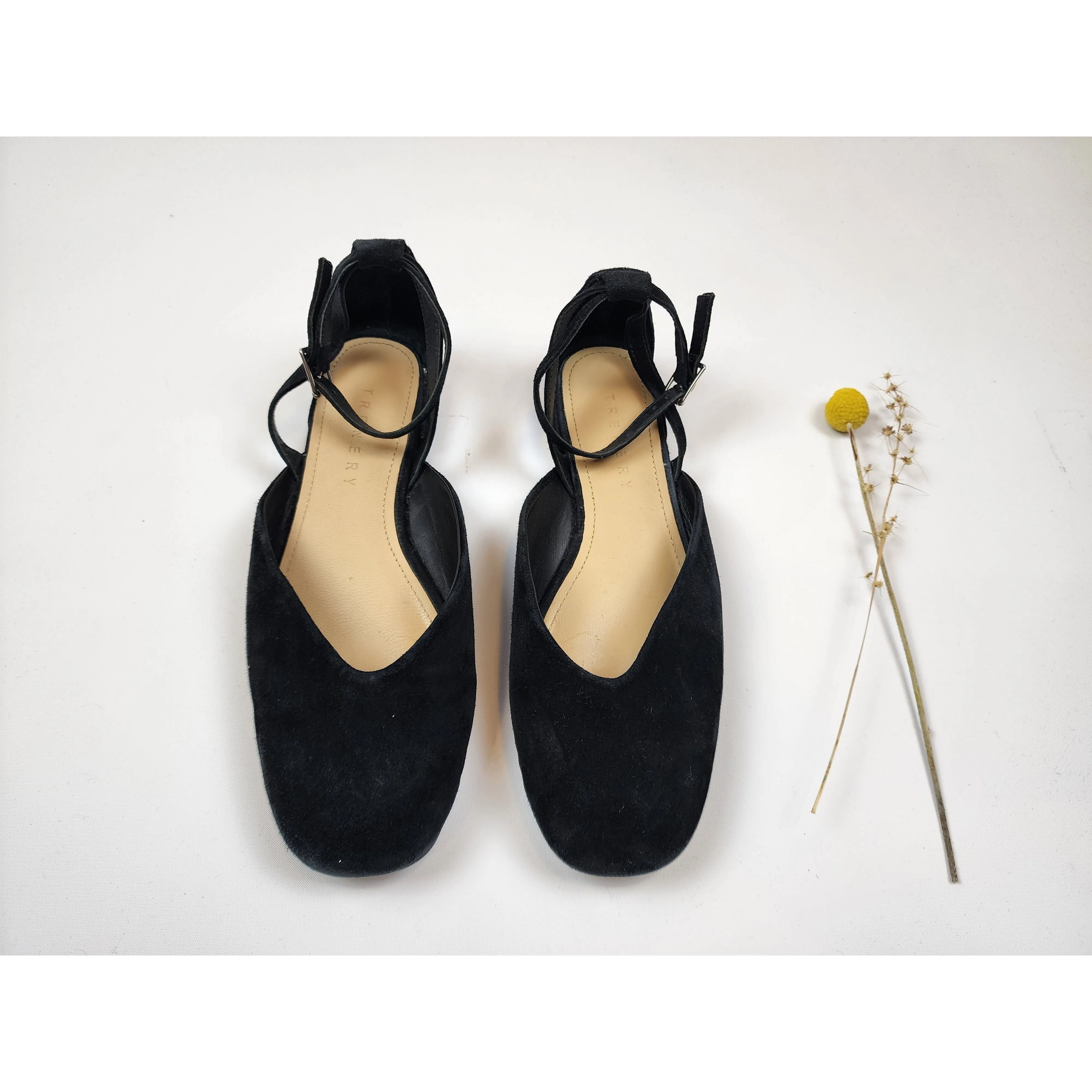 Trenery black suede shoes with ankle strap size 37