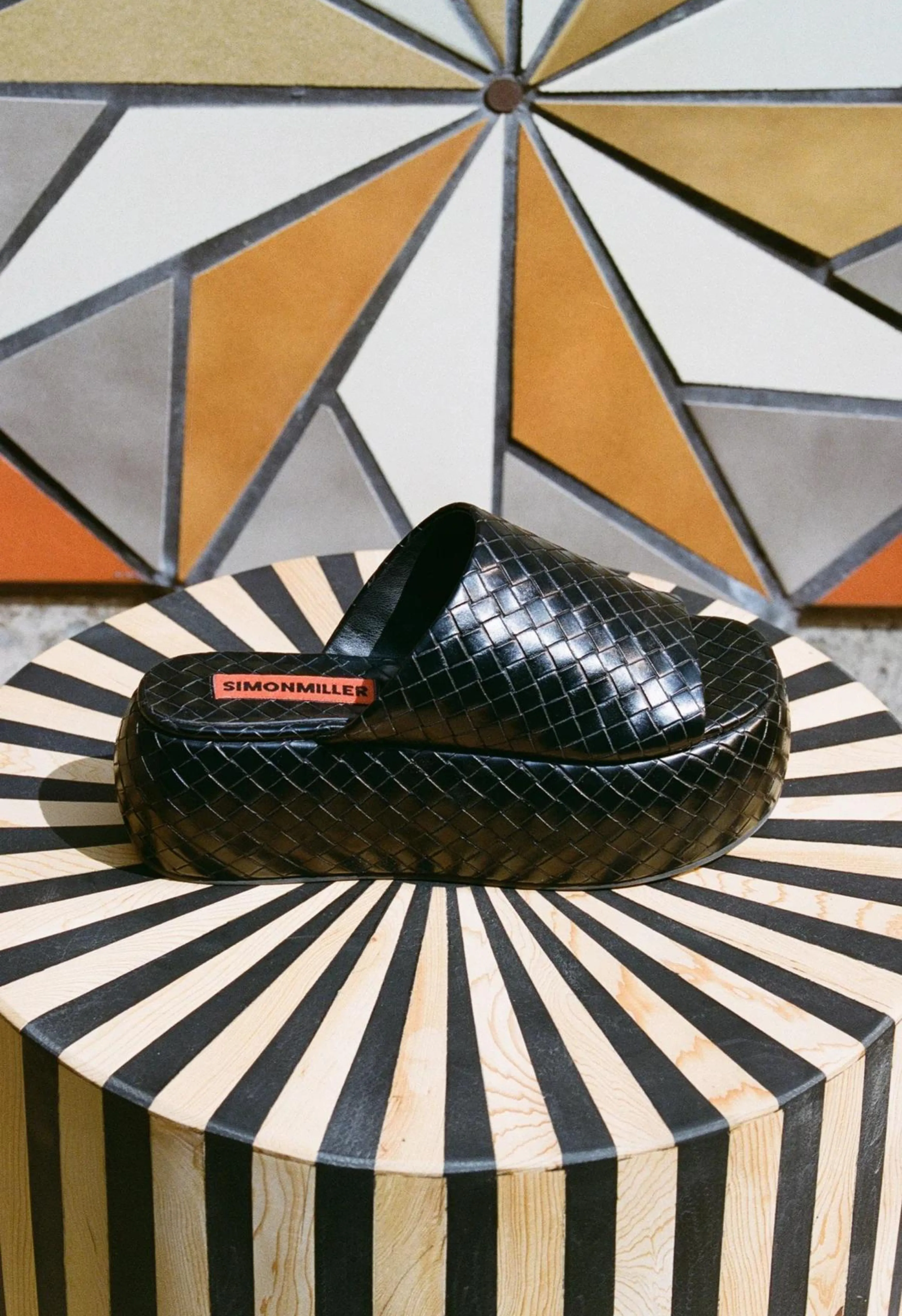 Woven Cloudy Platform in Black