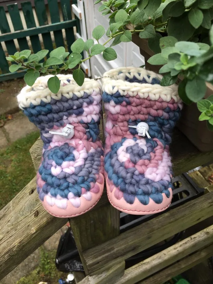 Wullyz Original Wool Booties - Size 8/9